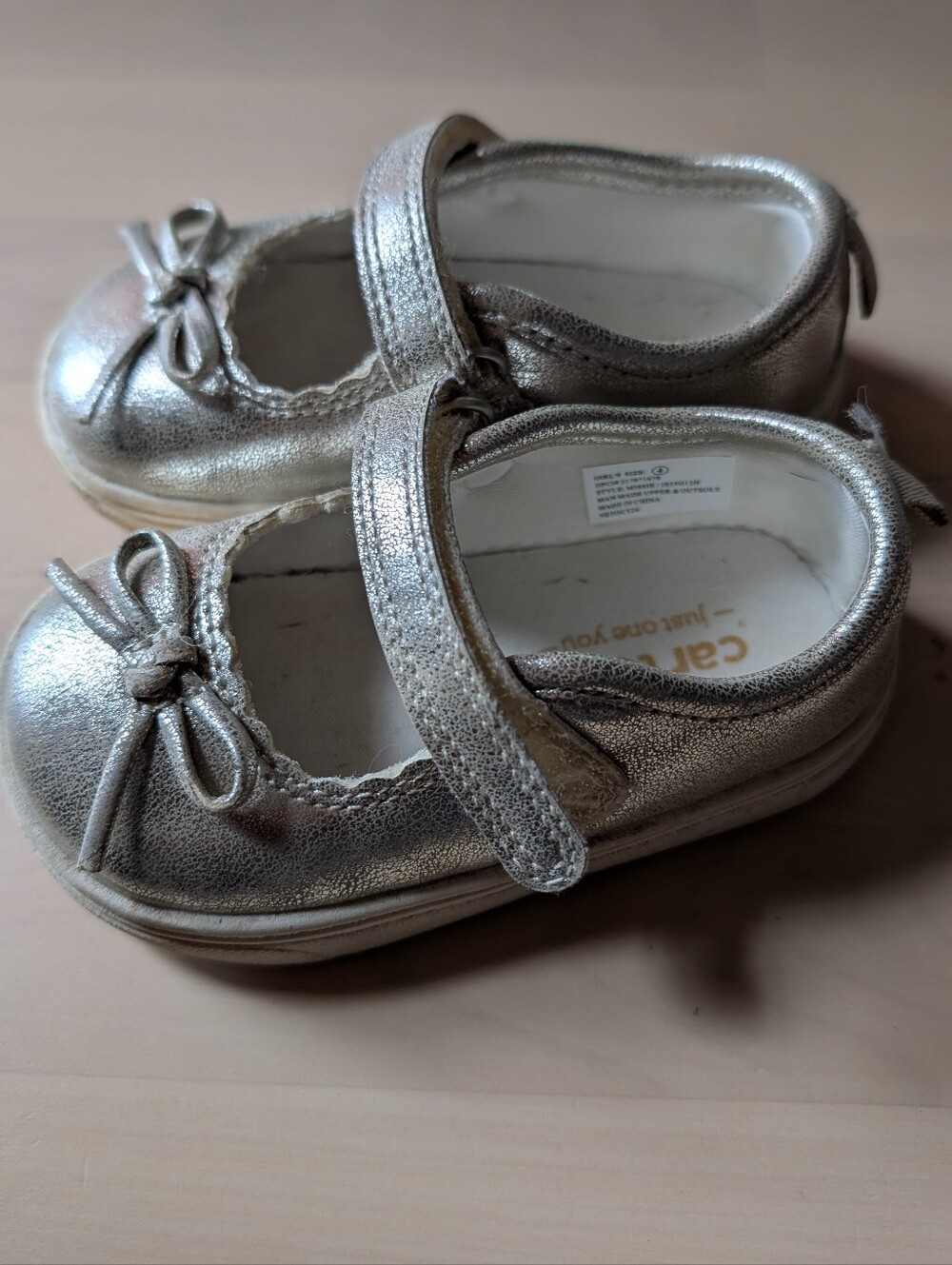 Carter's Metallic Gold Mary Jane Shoes with Bow Toddler 4